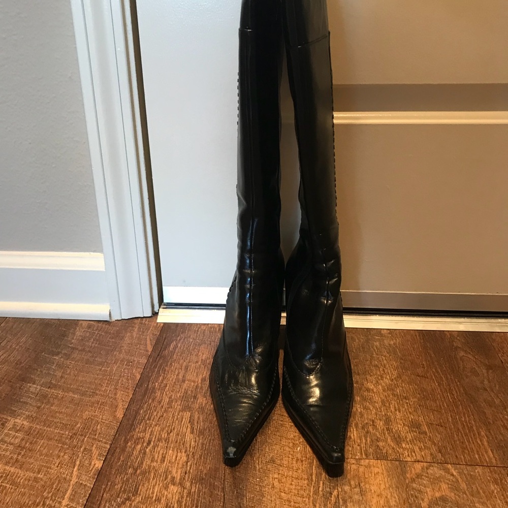Popuahier Pointed Boots